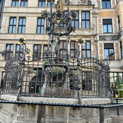 23-09-25 14-00-52 7430